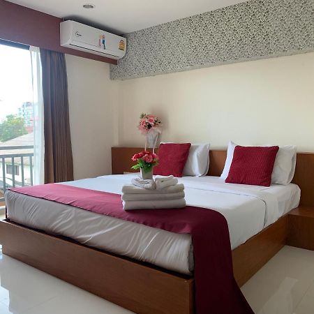Dee Dee Mansion Airport Daire Nai Yang Beach Dış mekan fotoğraf