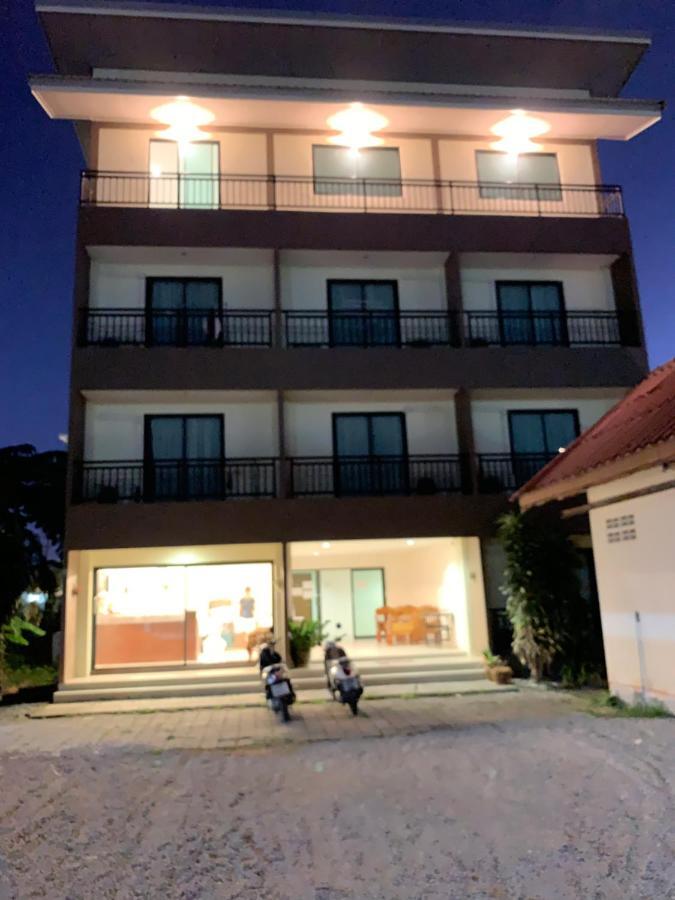 Dee Dee Mansion Airport Daire Nai Yang Beach Dış mekan fotoğraf